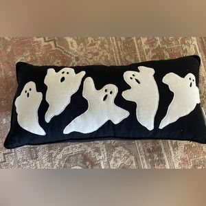 Ghost pillow